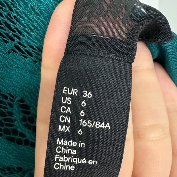 H&M LACE DRESS - Picture 6 of 6